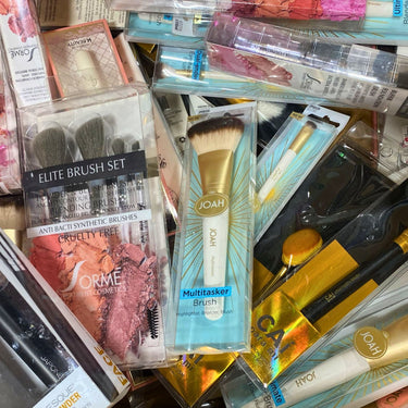 Surtido de marcas de pinceles de maquillaje como Sorme, Joah, CAi (lote de 50 piezas)